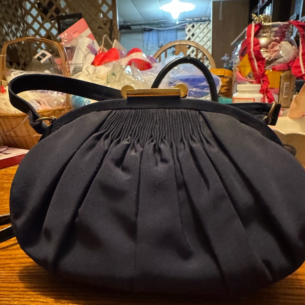 VINTAGE PURSE